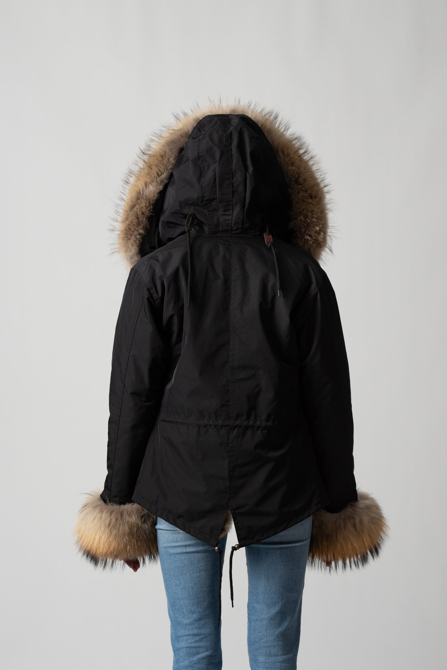 PARKA SHORT BLACK CORTINA CON POLSINI
