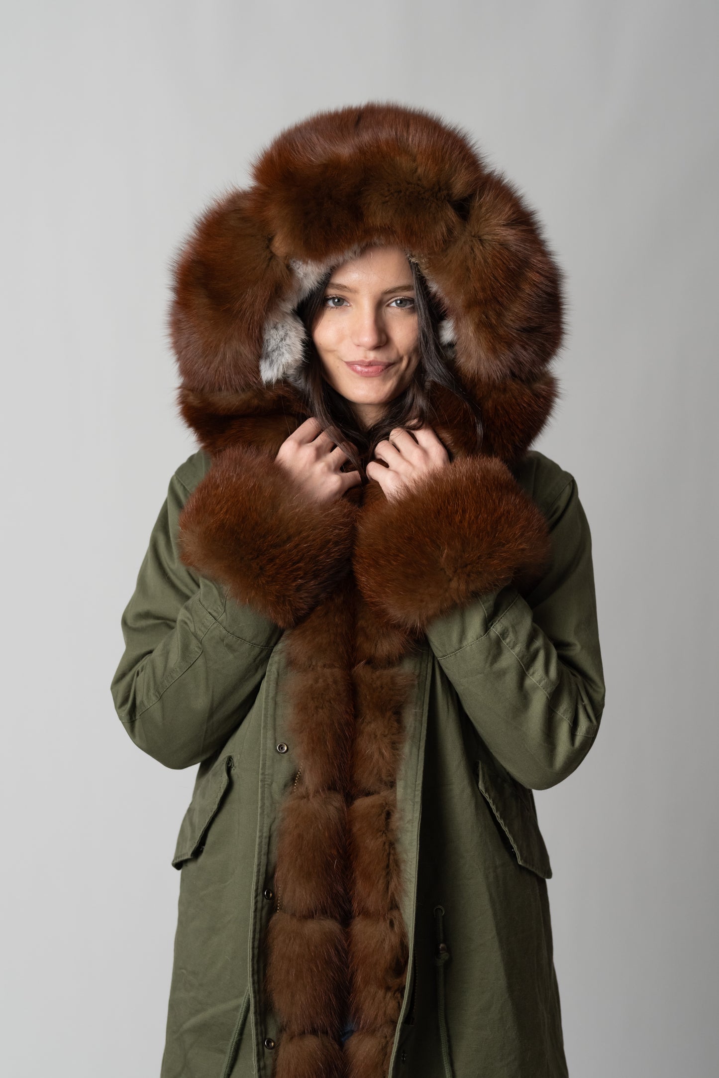 PARKA LONG GREEN ST. MORITZ VOLPE CON POLSINI